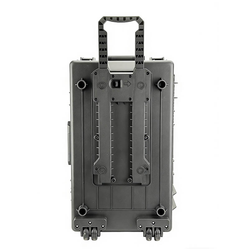 Kova varustelaatikko teleskooppisella vetotangolla